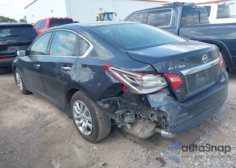 2016 Nissan Altima 2.5/2.5 S/2.5 Sl/2.5 Sr/2.5 Sv z USA, uszkodzony, nr VIN 1N4AL3AP8GC254112